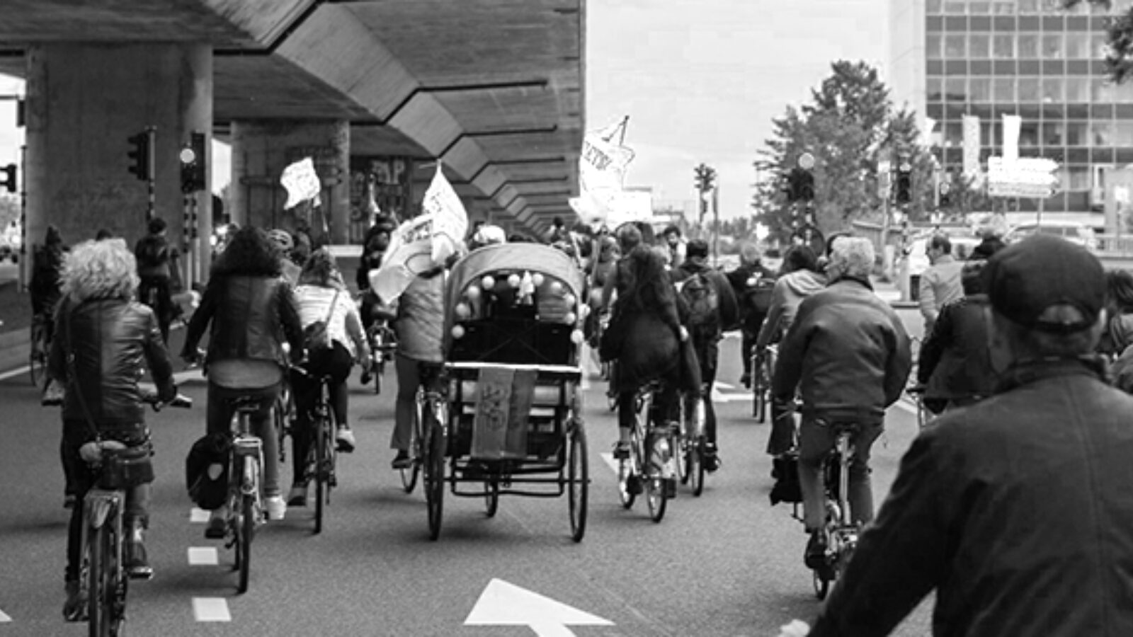 picture of Critical Mass kaapt de Stad Gent en Urgent.fm 28 apr vanaf 14u